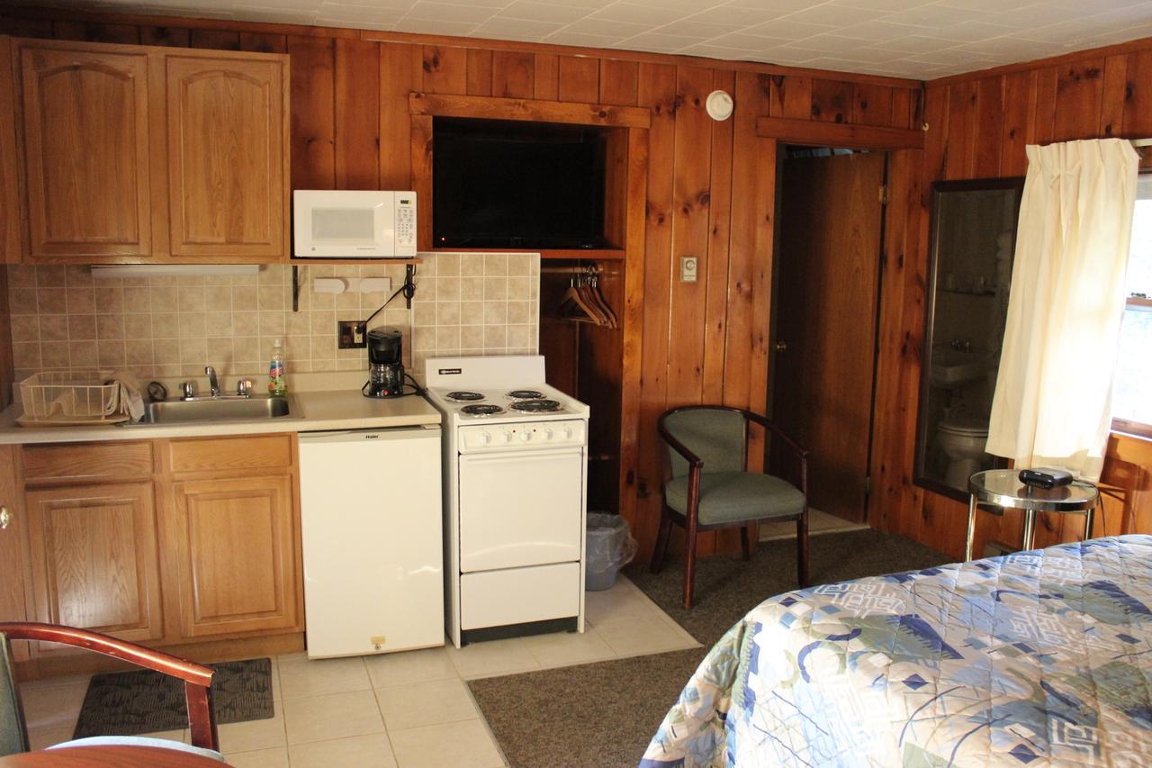 Nootka Lodge Woodsville Ngoại thất bức ảnh