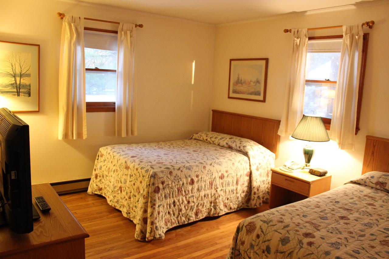 Nootka Lodge Woodsville Ngoại thất bức ảnh